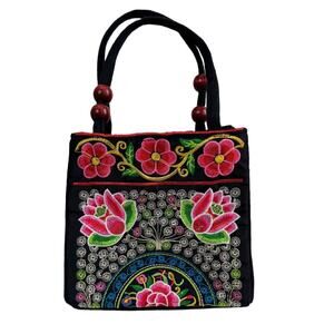 Small embroidered bead handbag purse black Retro